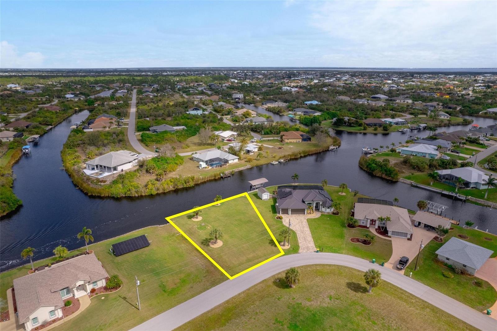9372 GALAXIE CIR, PORT CHARLOTTE, FL, 33981