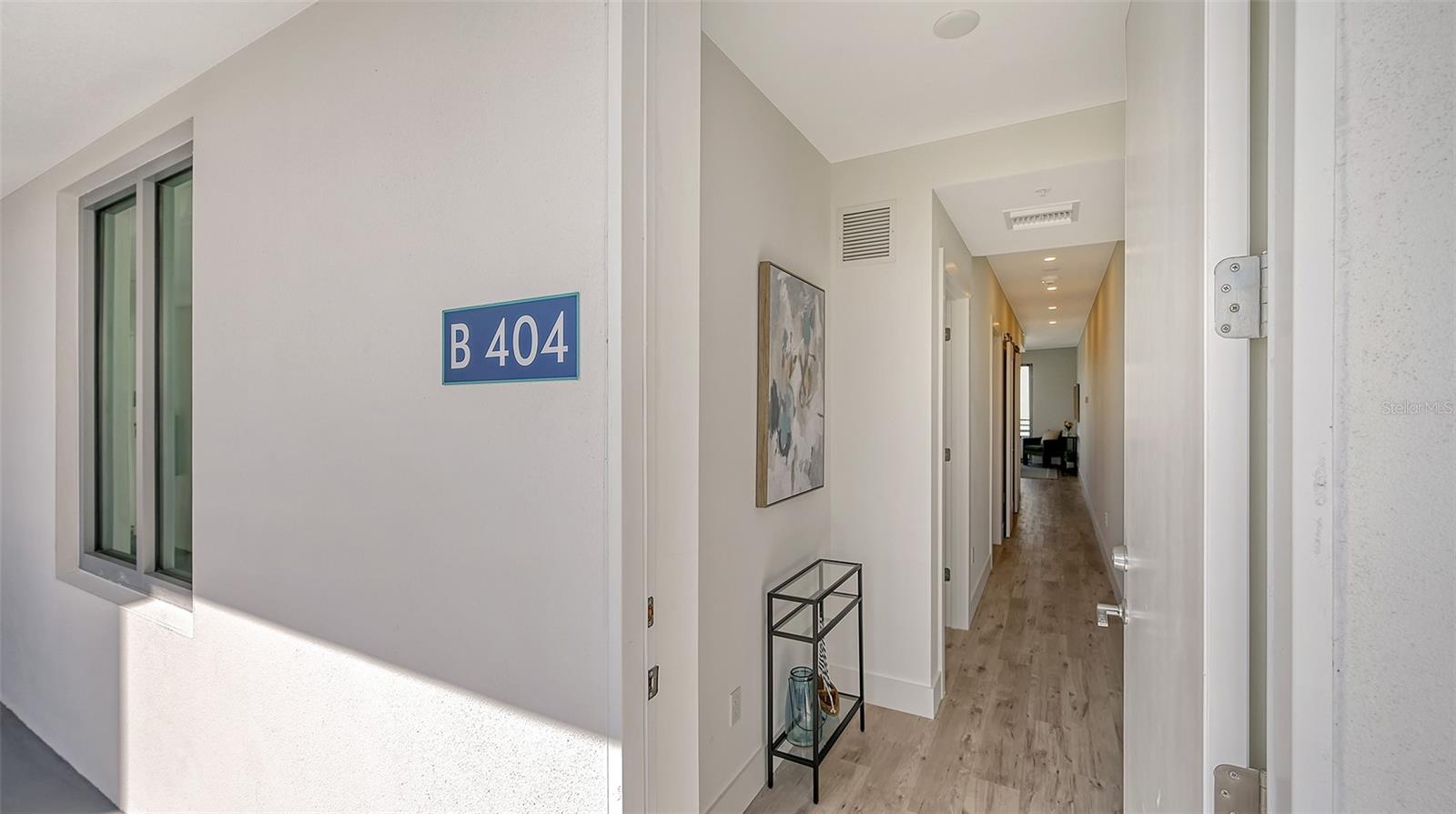 1703 N TAMIAMI TRL #404, SARASOTA, FL, 34234