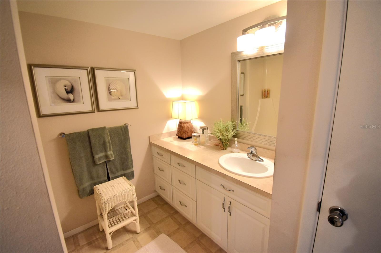 936 VIRGINIA ST #102, DUNEDIN, FL, 34698