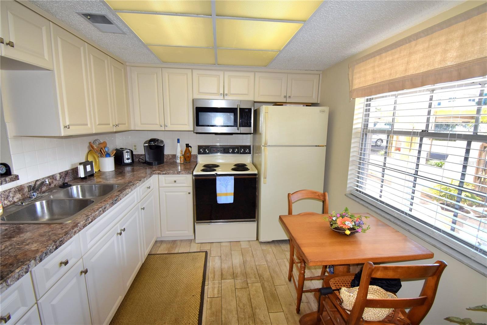 936 VIRGINIA ST #102, DUNEDIN, FL, 34698