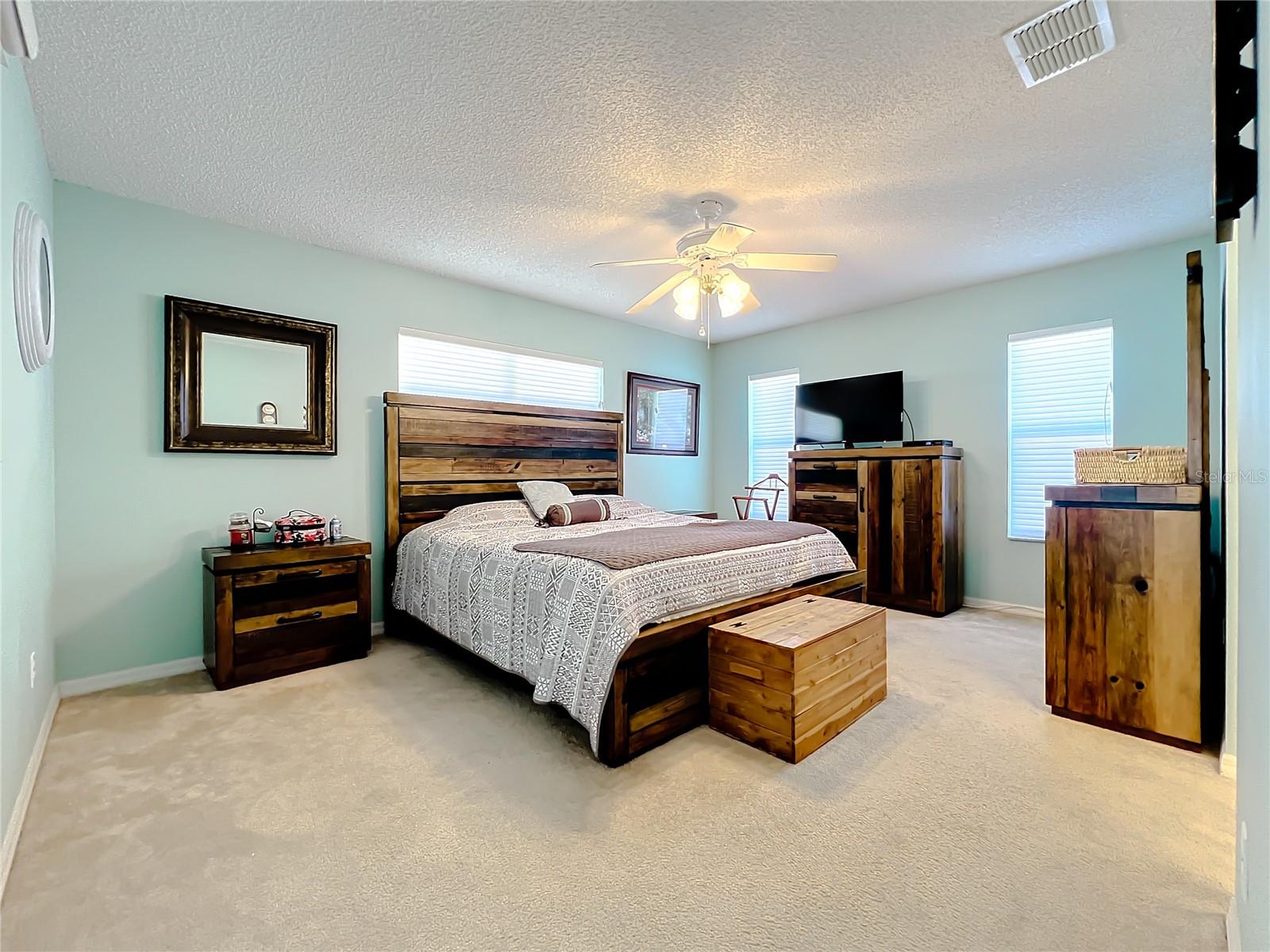 32676 OAK PARK DR, LEESBURG, FL, 34748