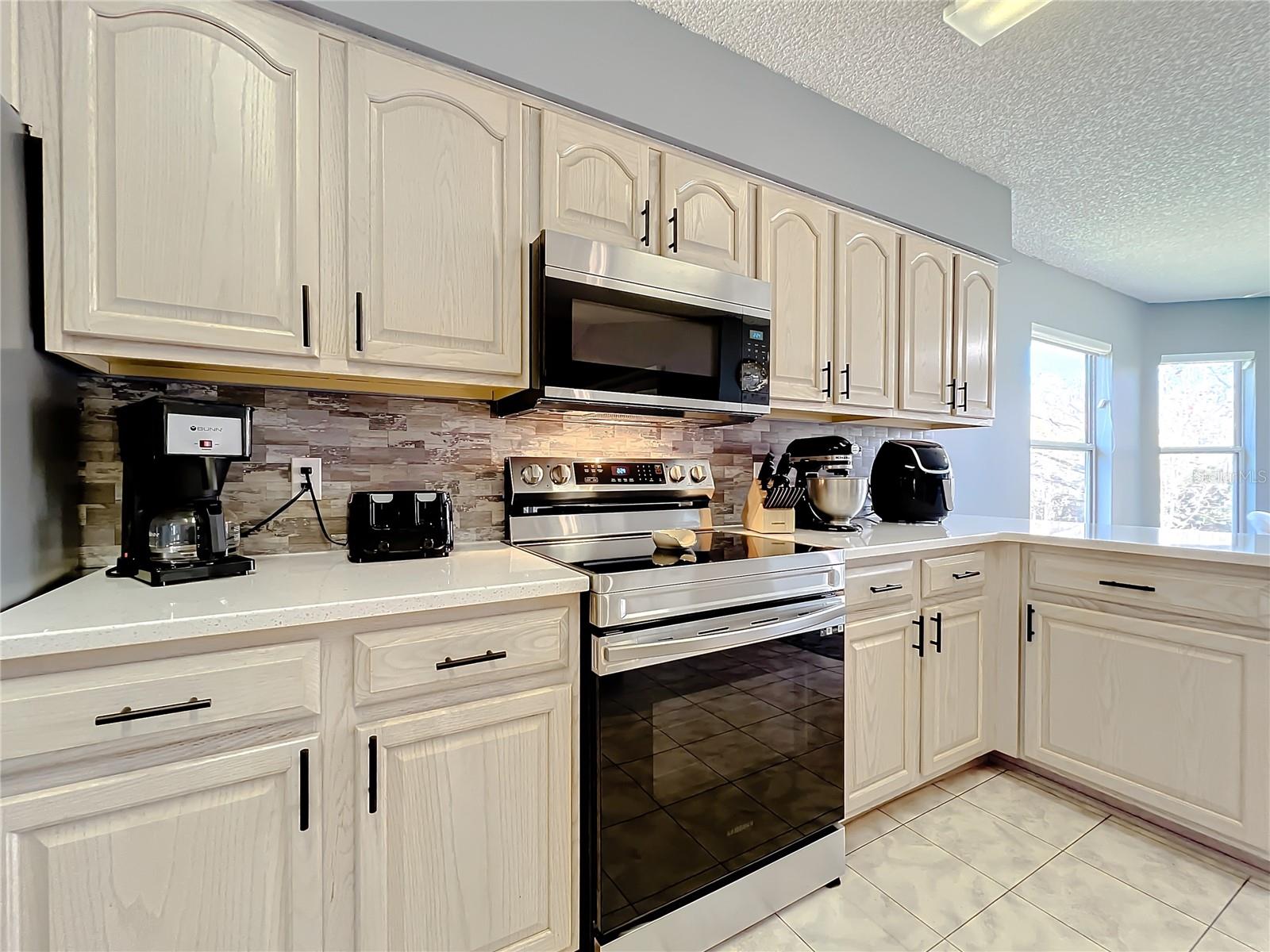 32676 OAK PARK DR, LEESBURG, FL, 34748