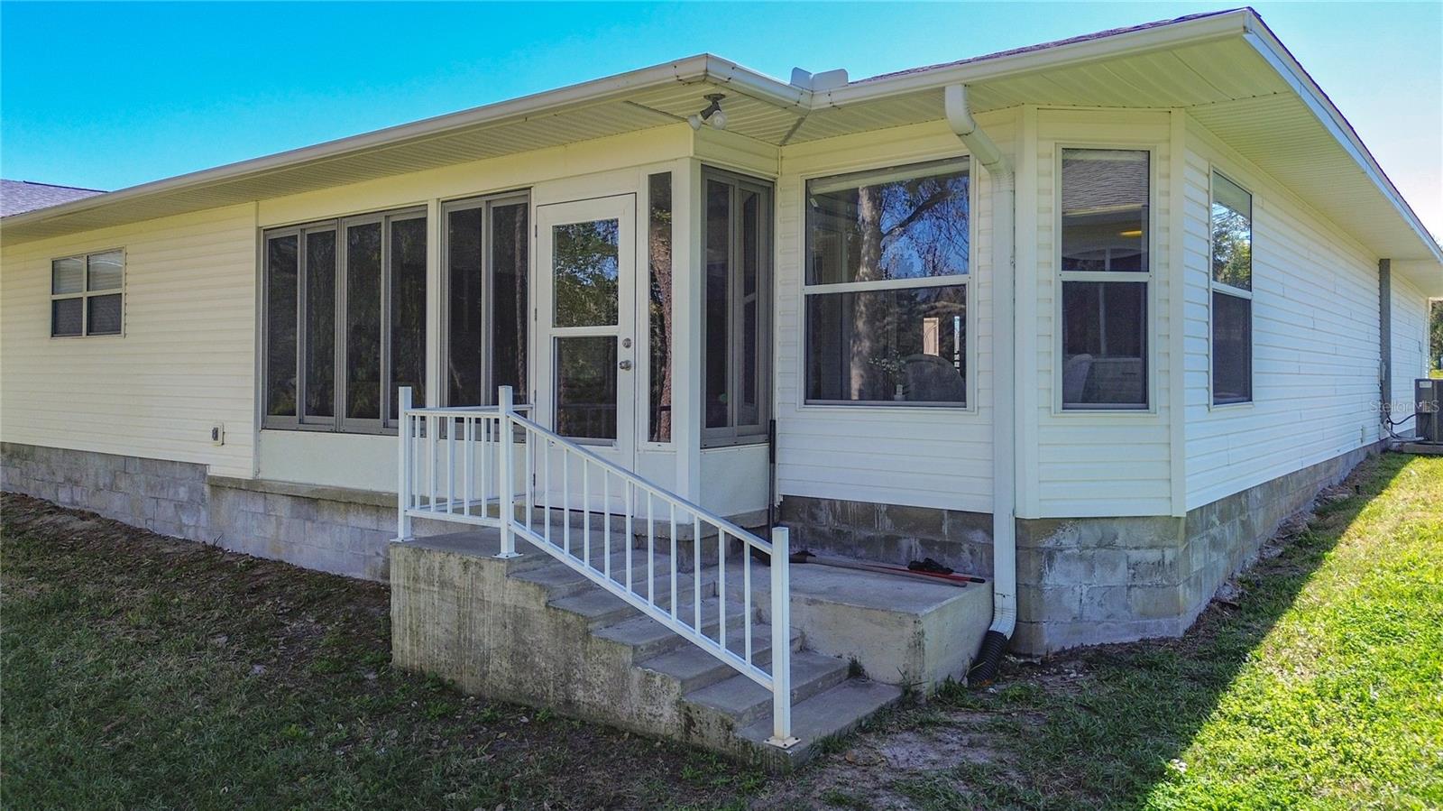 32676 OAK PARK DR, LEESBURG, FL, 34748