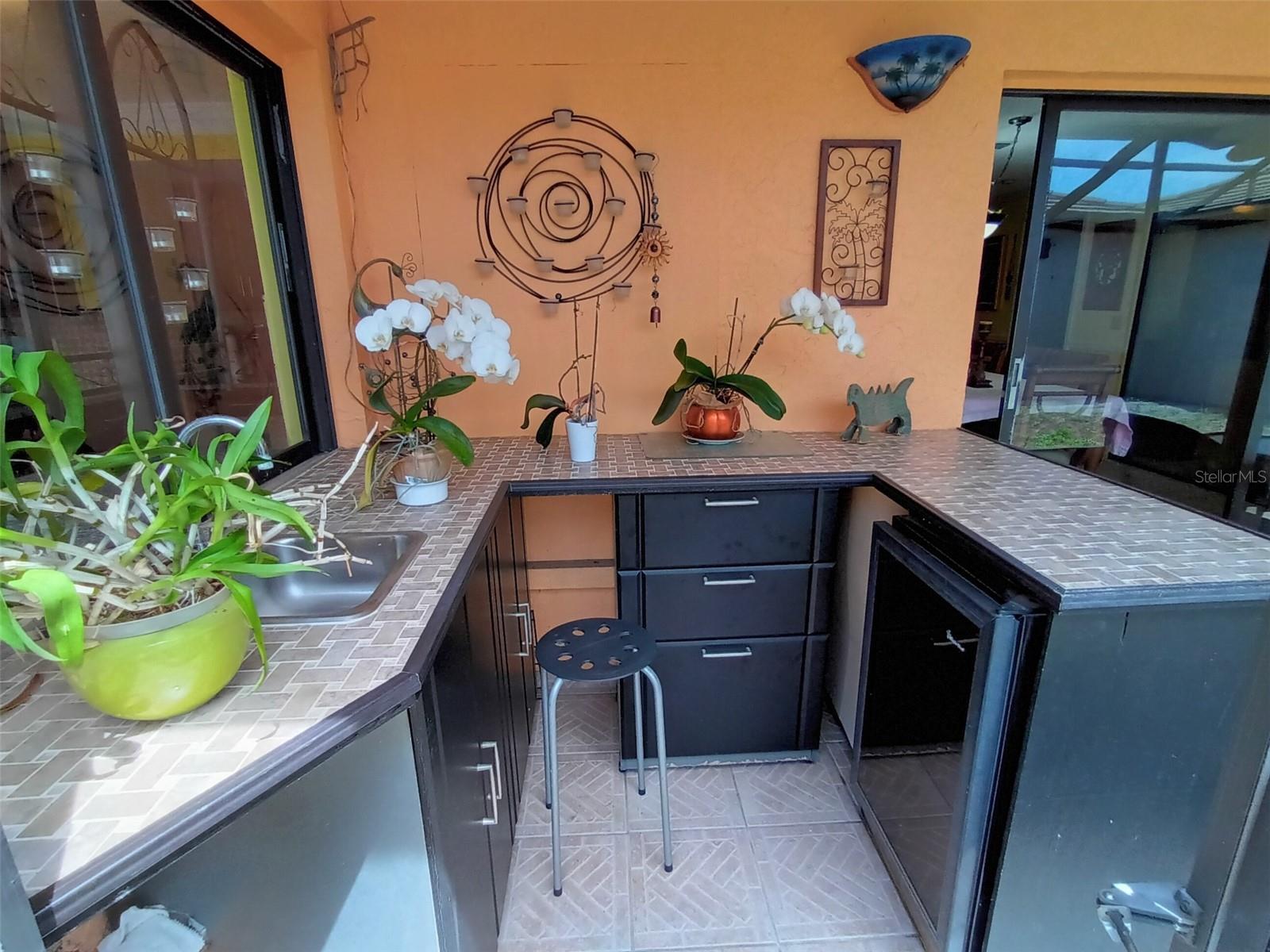 3722 GLEN OAKS MANOR DR, SARASOTA, FL, 34232