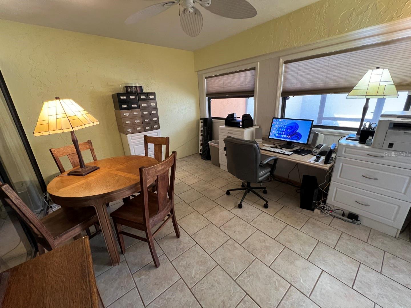 3722 GLEN OAKS MANOR DR, SARASOTA, FL, 34232