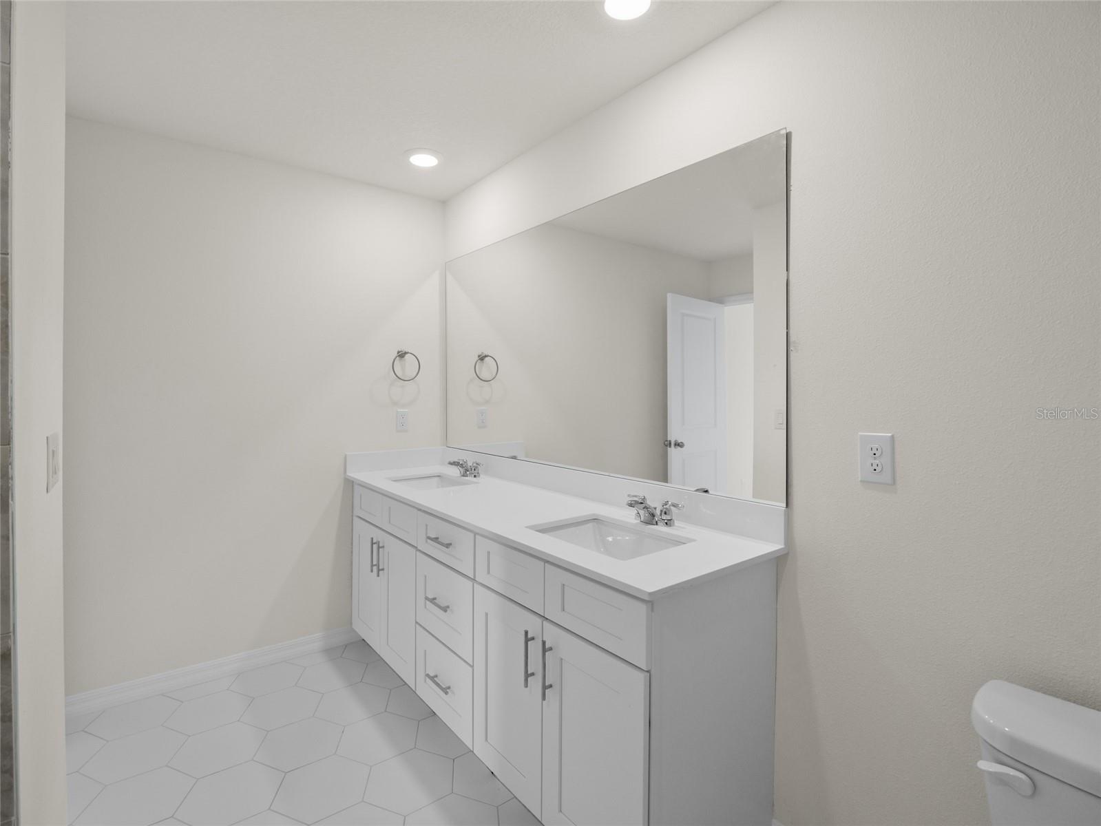 5255 FARMINGTON AVE, NORTH PORT, FL, 34288