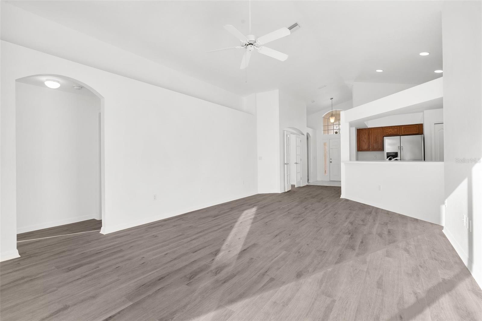 7602 MERCHANTVILLE CIR, ZEPHYRHILLS, FL, 33540