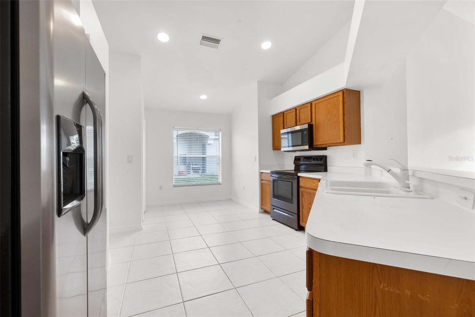 7602 MERCHANTVILLE CIR, ZEPHYRHILLS, FL, 33540