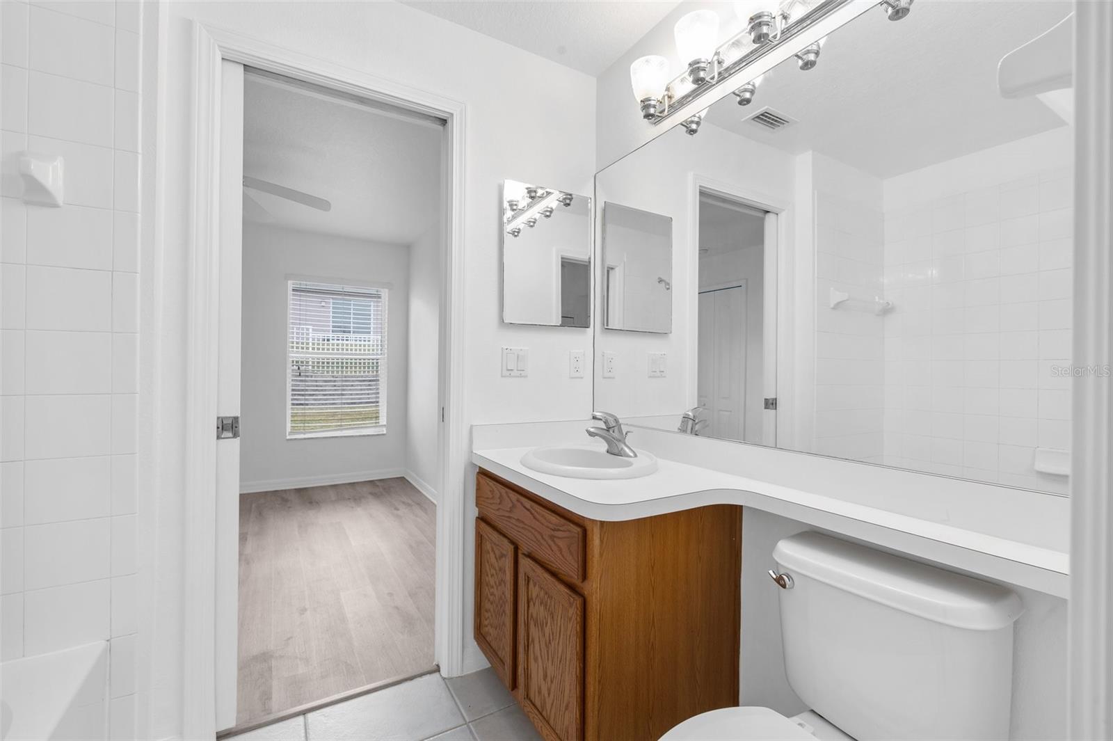 7602 MERCHANTVILLE CIR, ZEPHYRHILLS, FL, 33540
