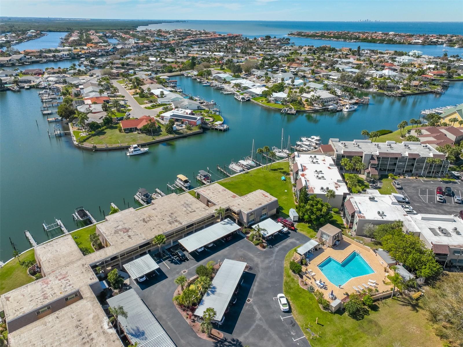 1008 APOLLO BEACH BLVD #211, APOLLO BEACH, FL, 33572