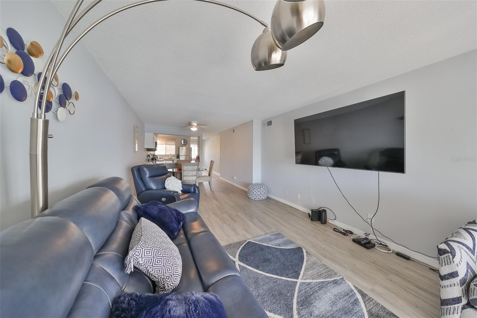 1008 APOLLO BEACH BLVD #211, APOLLO BEACH, FL, 33572