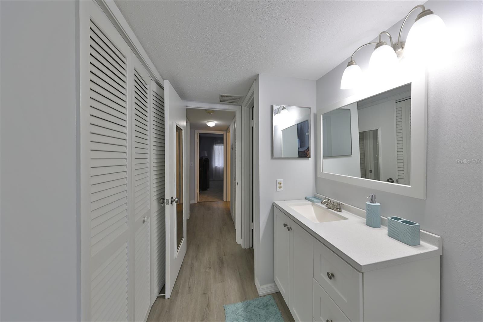 1008 APOLLO BEACH BLVD #211, APOLLO BEACH, FL, 33572
