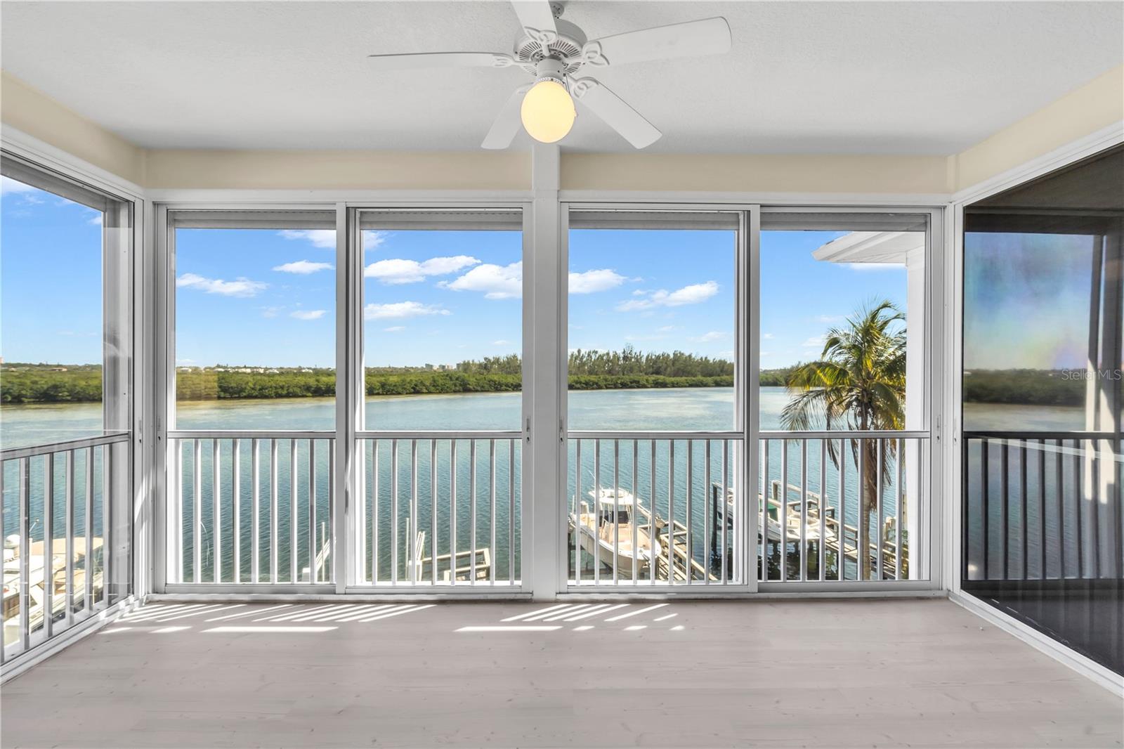 9207 MIDNIGHT PASS RD #4, SARASOTA, FL, 34242