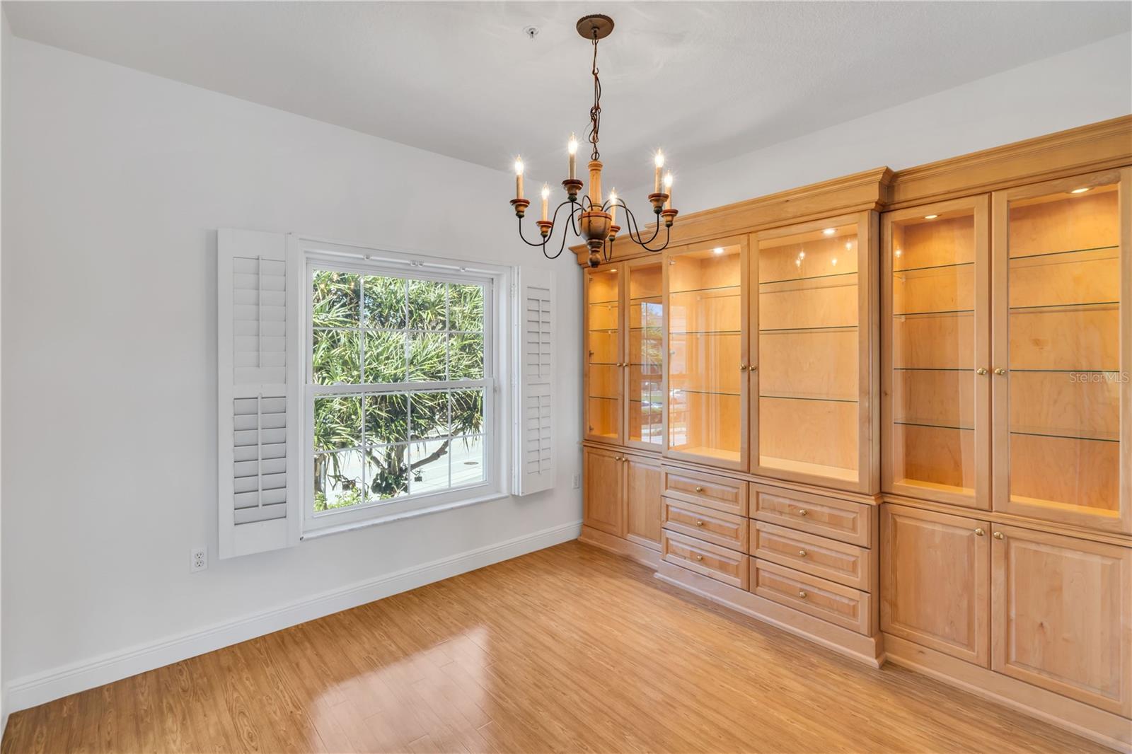 9207 MIDNIGHT PASS RD #4, SARASOTA, FL, 34242