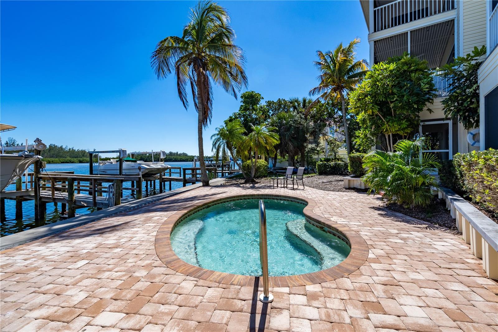 9207 MIDNIGHT PASS RD #4, SARASOTA, FL, 34242