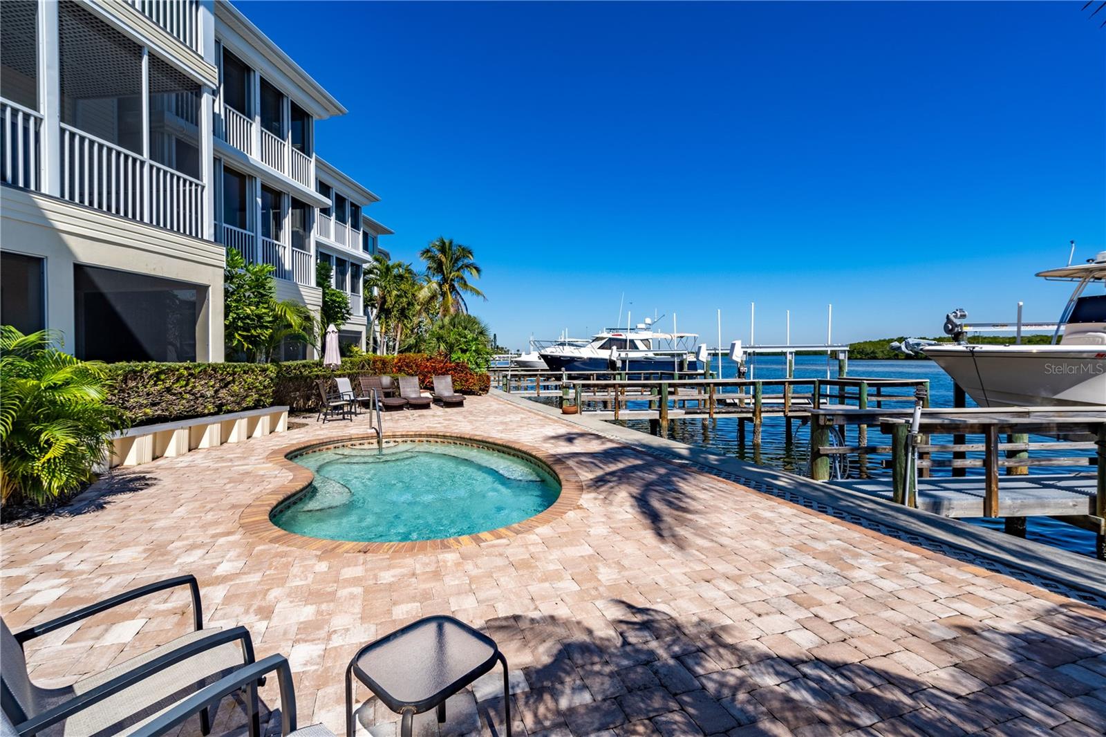 9207 MIDNIGHT PASS RD #4, SARASOTA, FL, 34242