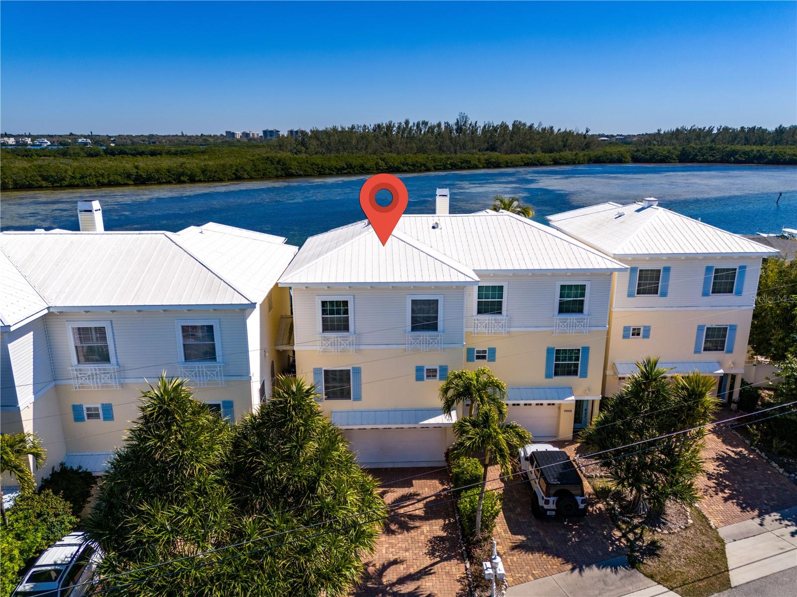 9207 MIDNIGHT PASS RD #4, SARASOTA, FL, 34242