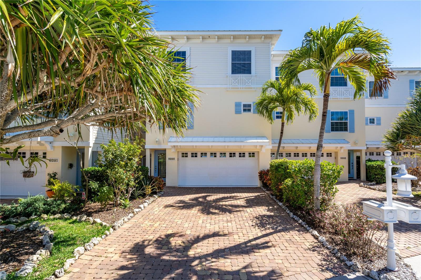 9207 MIDNIGHT PASS RD #4, SARASOTA, FL, 34242