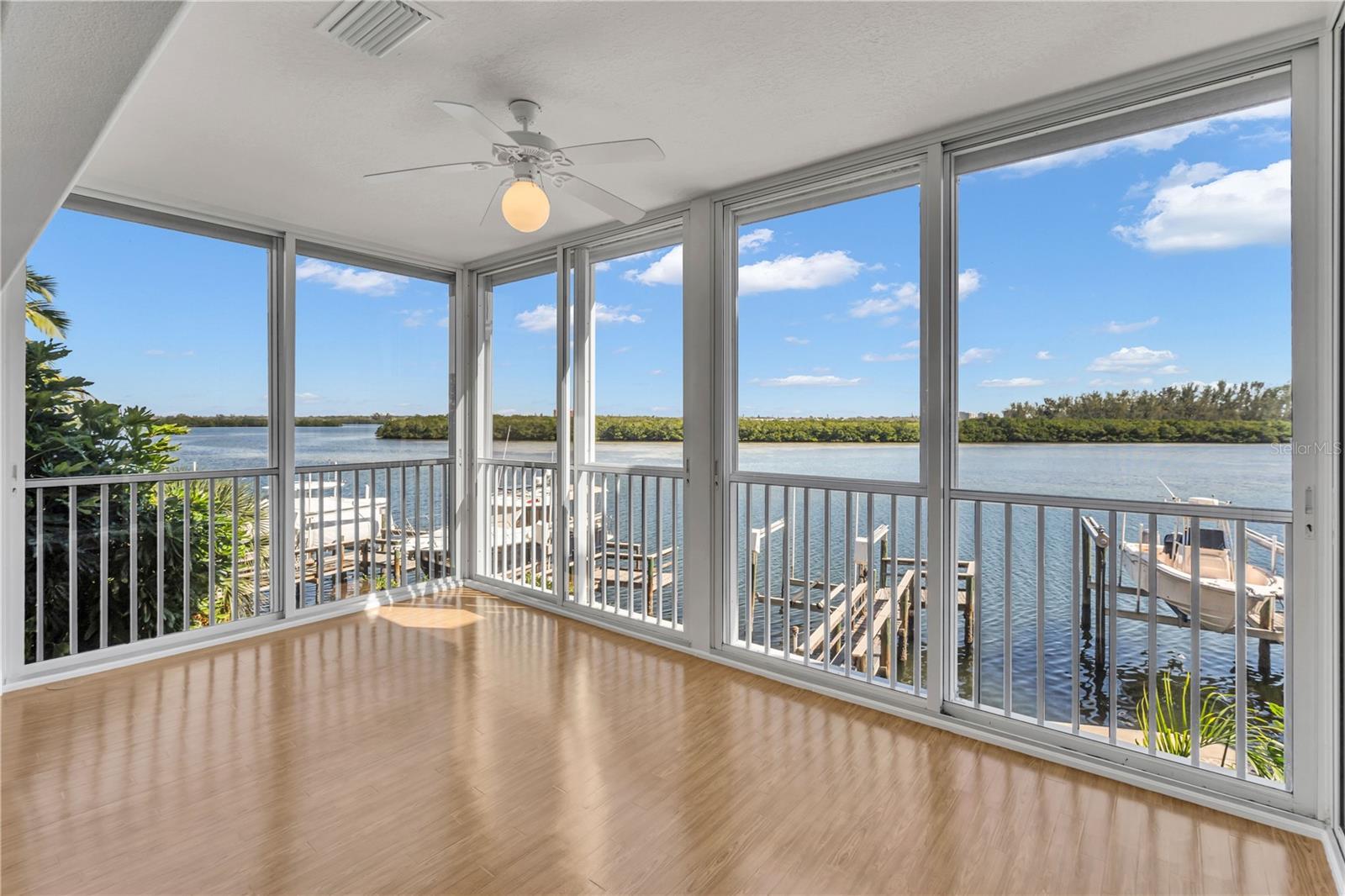 9207 MIDNIGHT PASS RD #4, SARASOTA, FL, 34242