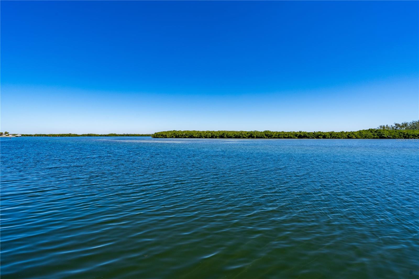 9207 MIDNIGHT PASS RD #4, SARASOTA, FL, 34242