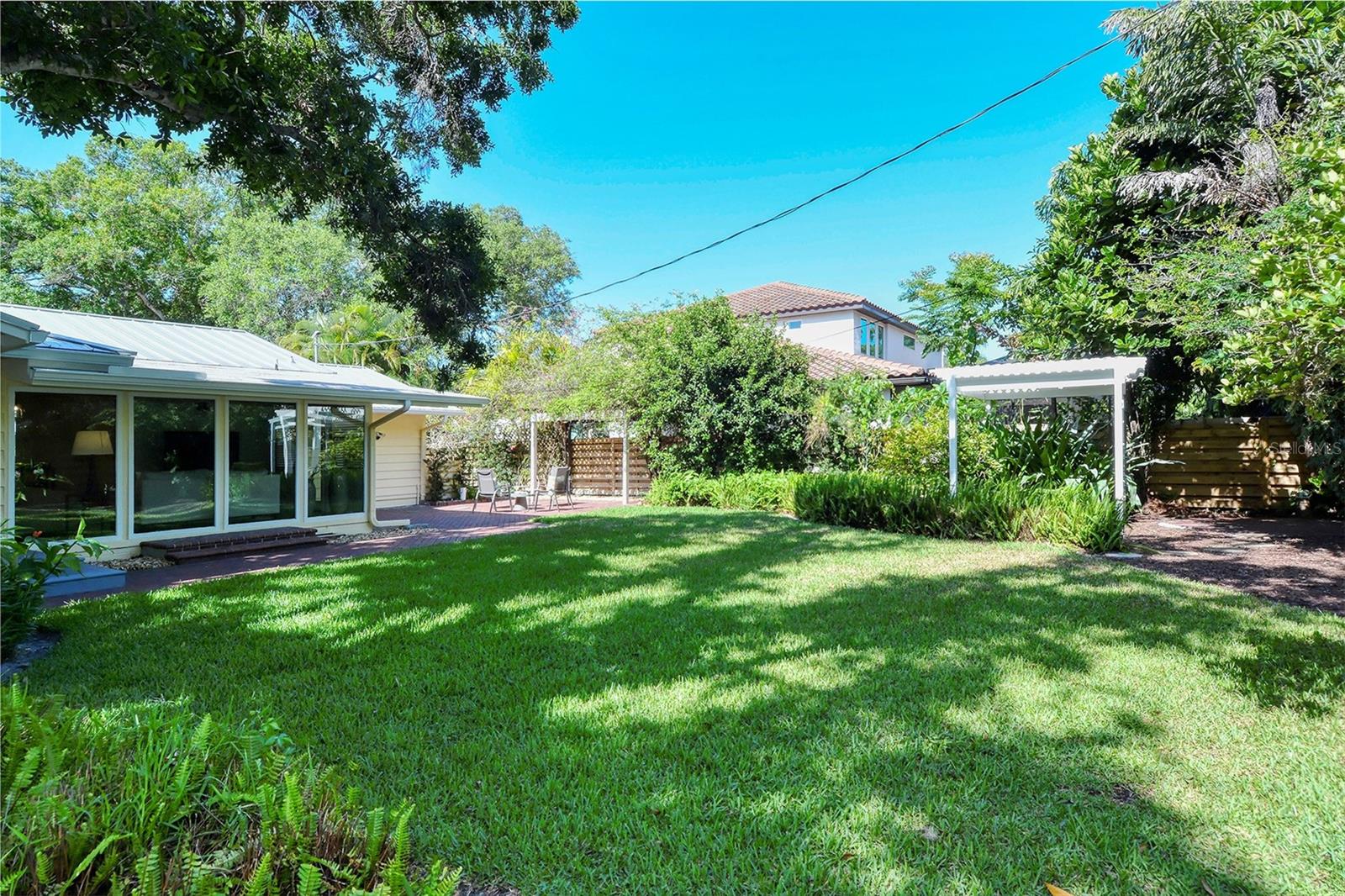 1747 WALDEMERE ST, SARASOTA, FL, 34239