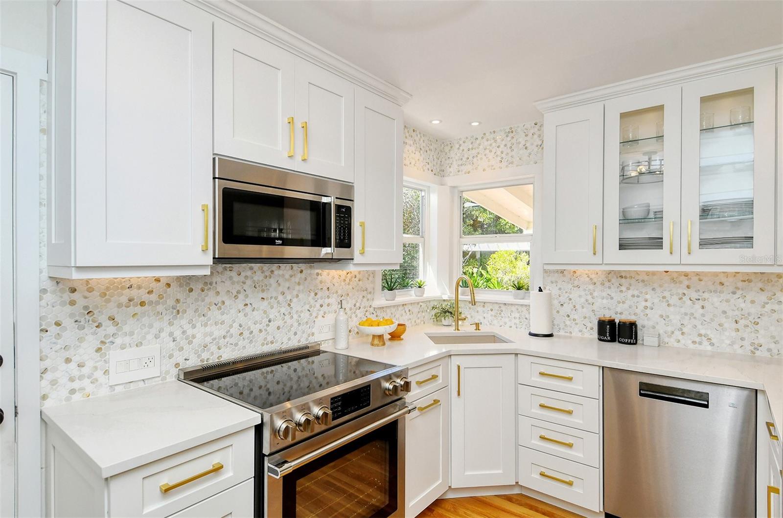 1747 WALDEMERE ST, SARASOTA, FL, 34239
