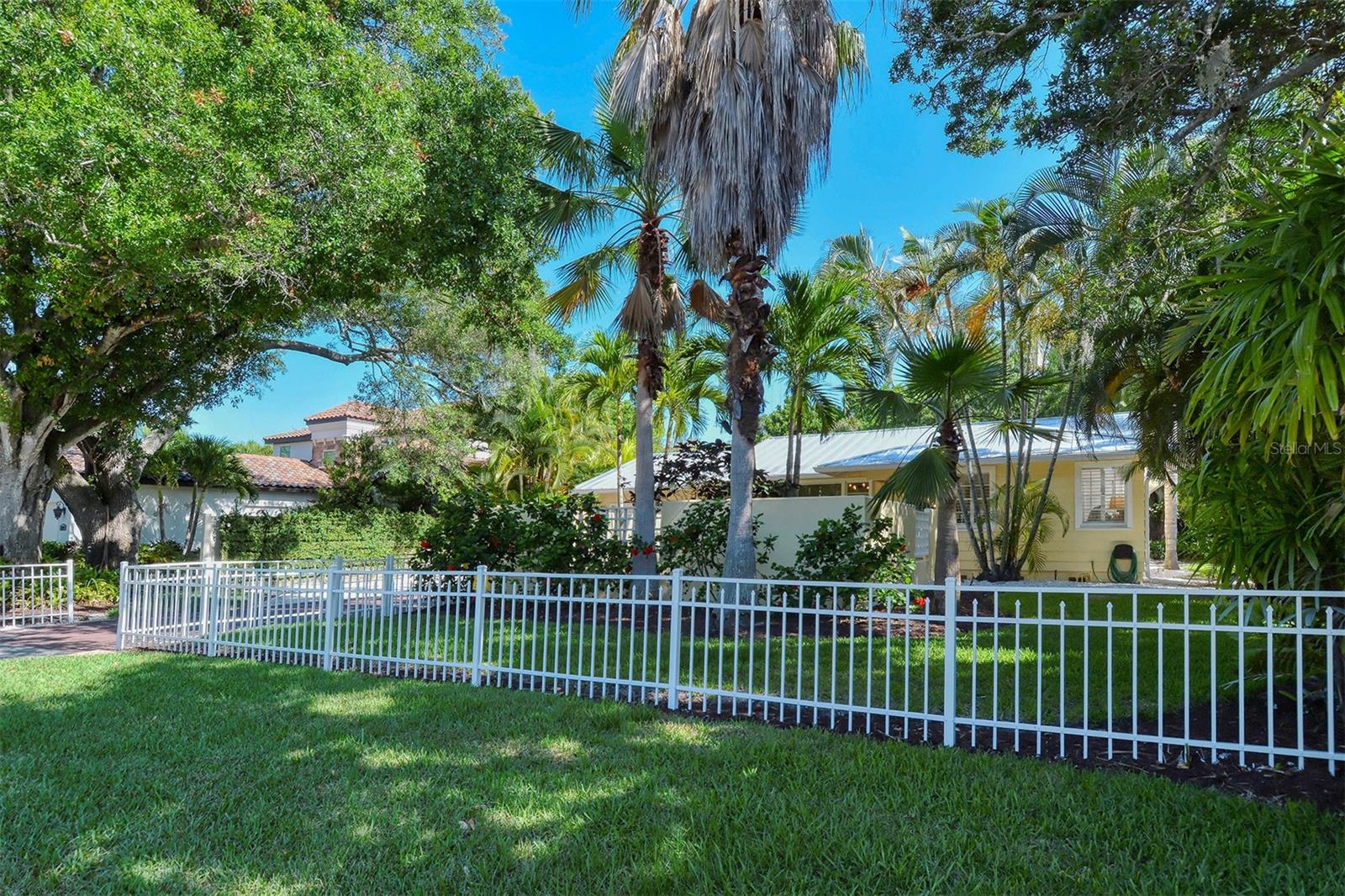 1747 WALDEMERE ST, SARASOTA, FL, 34239