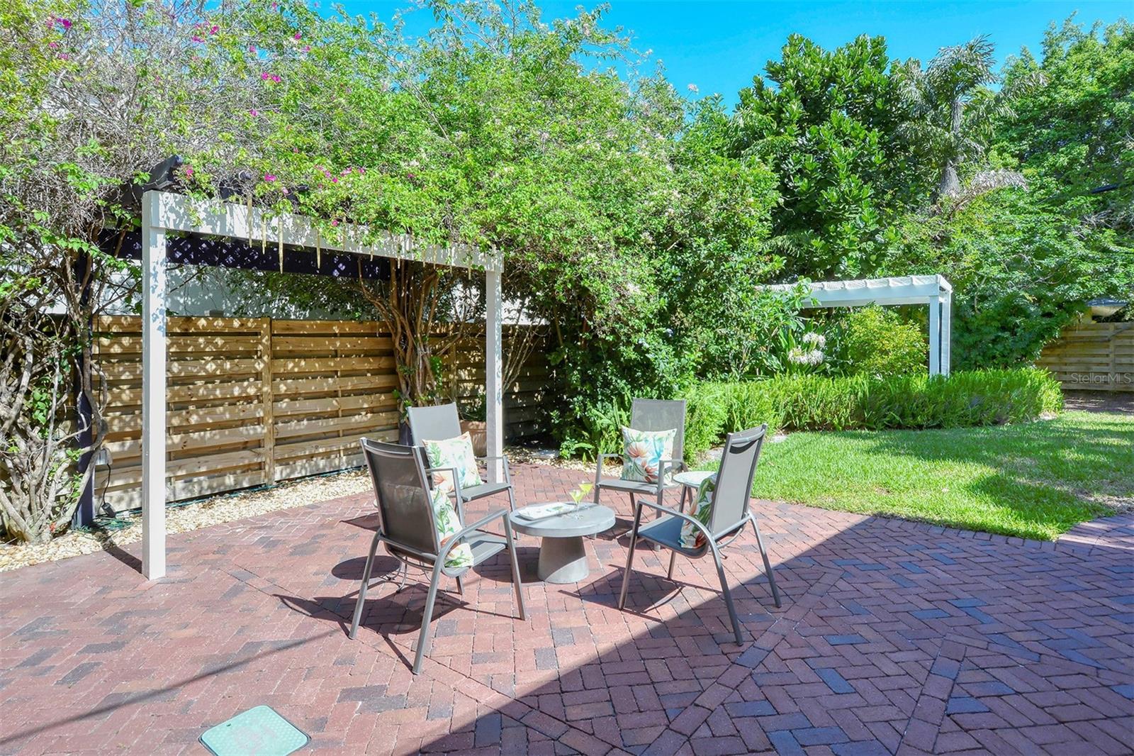 1747 WALDEMERE ST, SARASOTA, FL, 34239