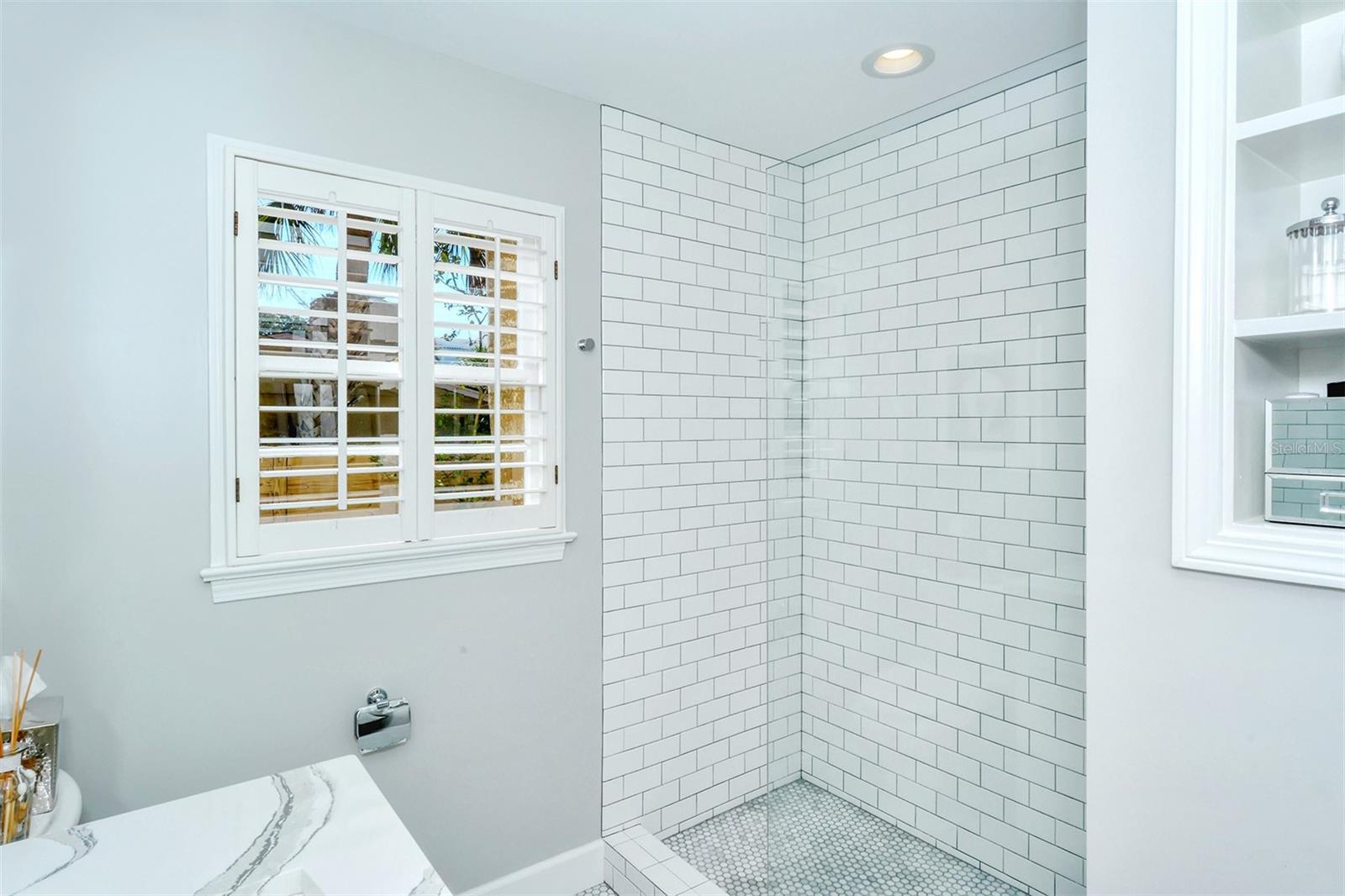 1747 WALDEMERE ST, SARASOTA, FL, 34239