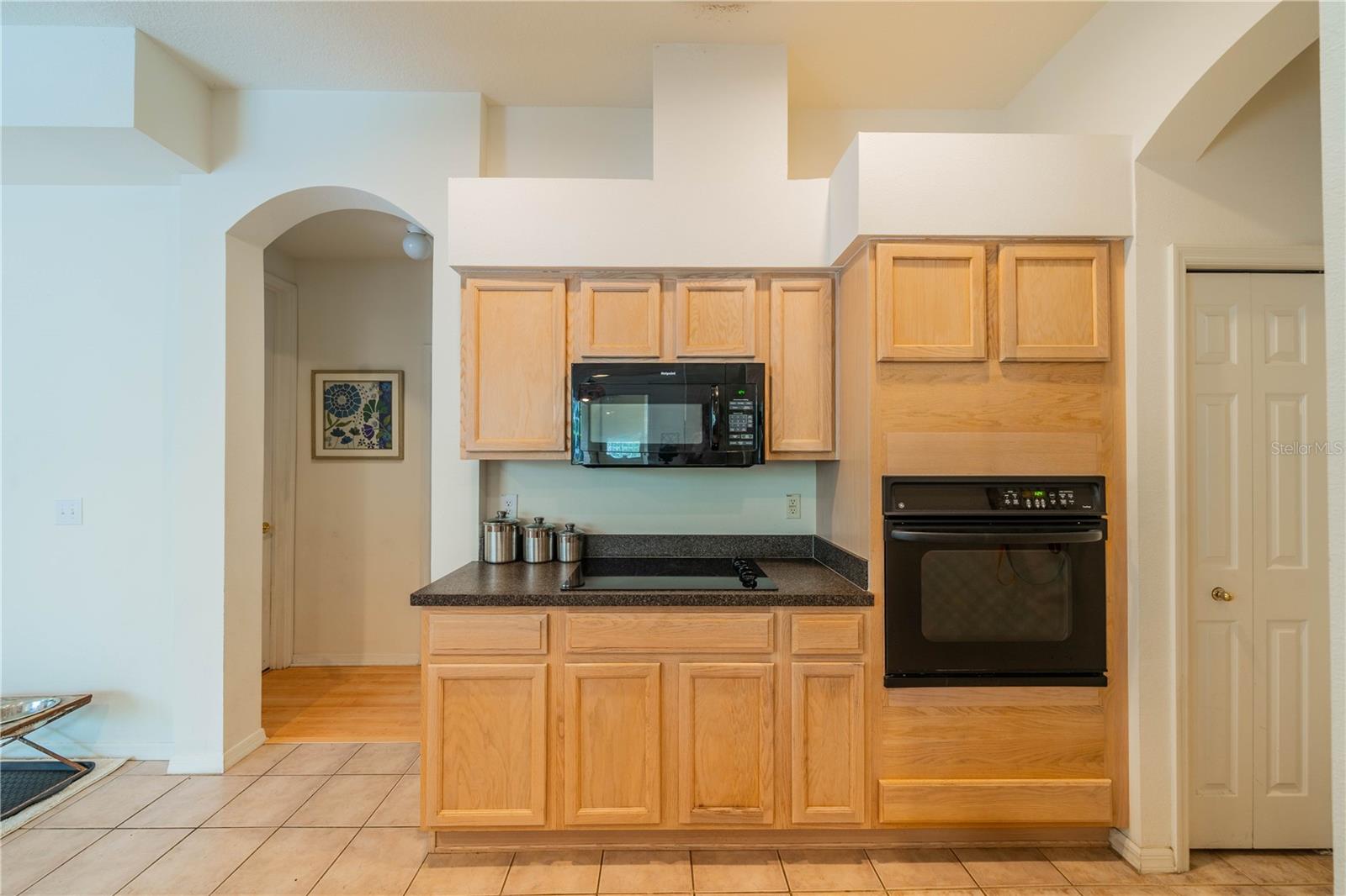 10761 PLANTATION BAY DR, TAMPA, FL, 33647