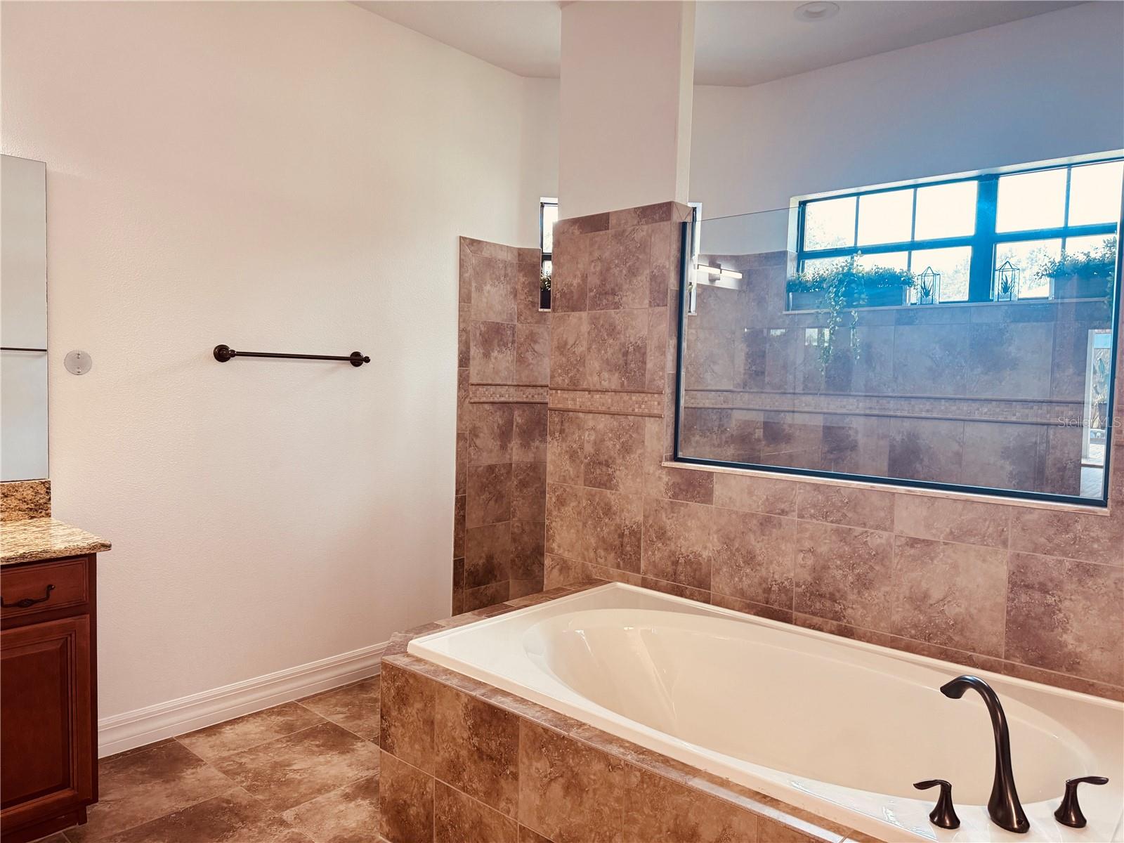 32702 VIEW HAVEN LN, SORRENTO, FL, 32776