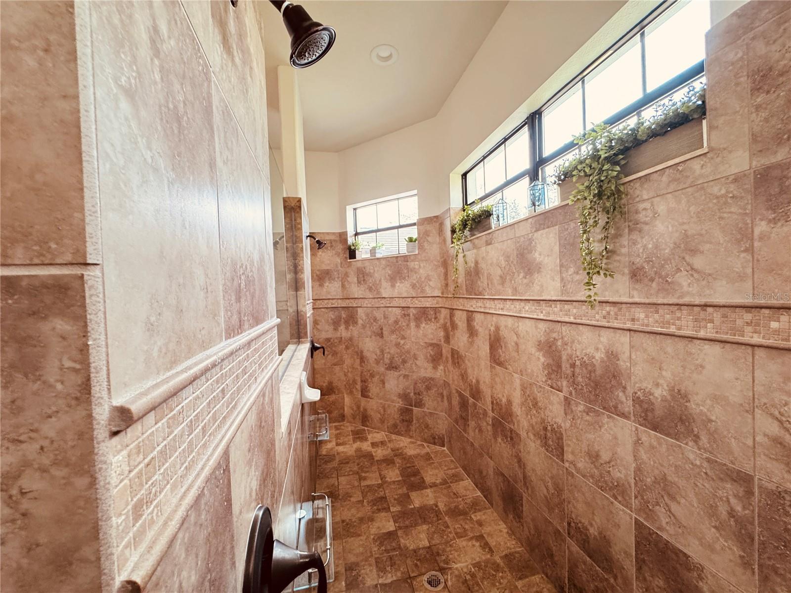 32702 VIEW HAVEN LN, SORRENTO, FL, 32776