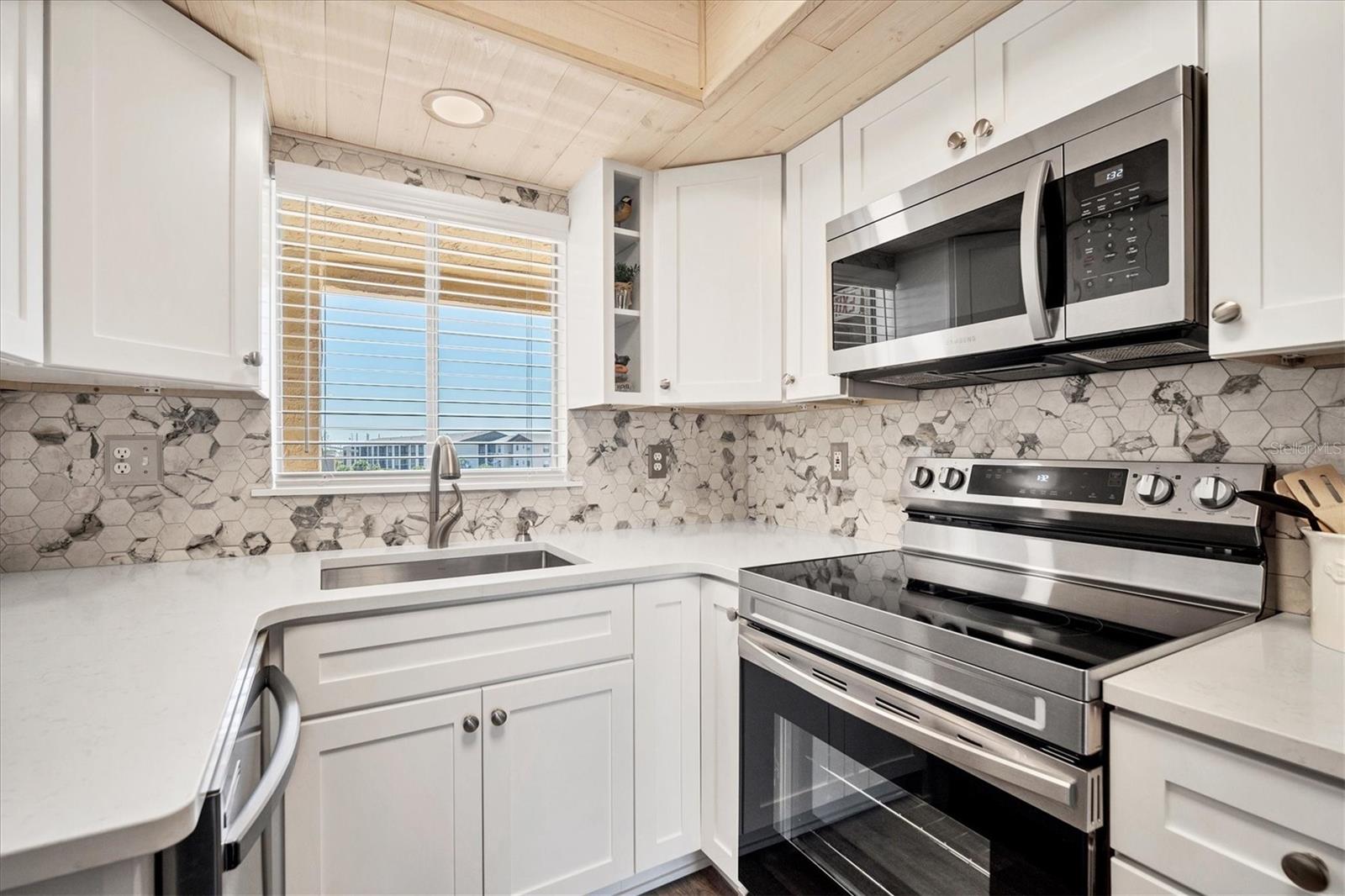 3661 LAKE BAYSHORE DR #507J, BRADENTON, FL, 34205
