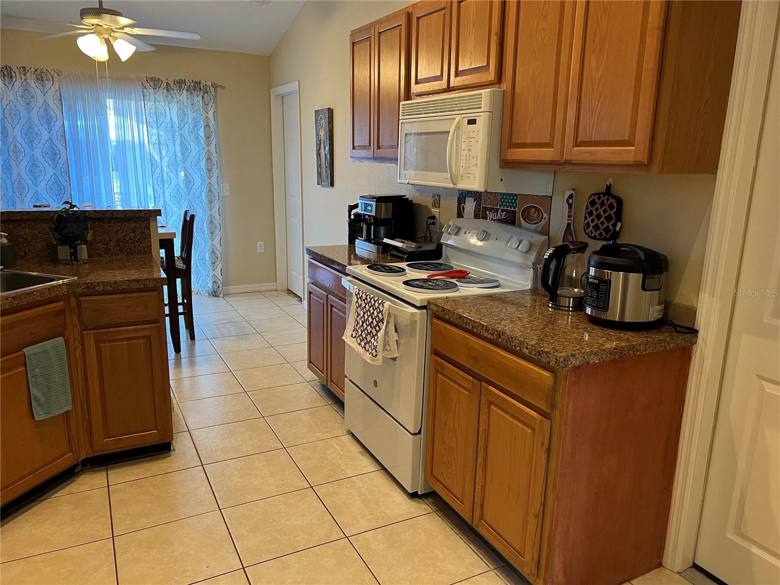390 COLONADE CT, KISSIMMEE, FL, 34758
