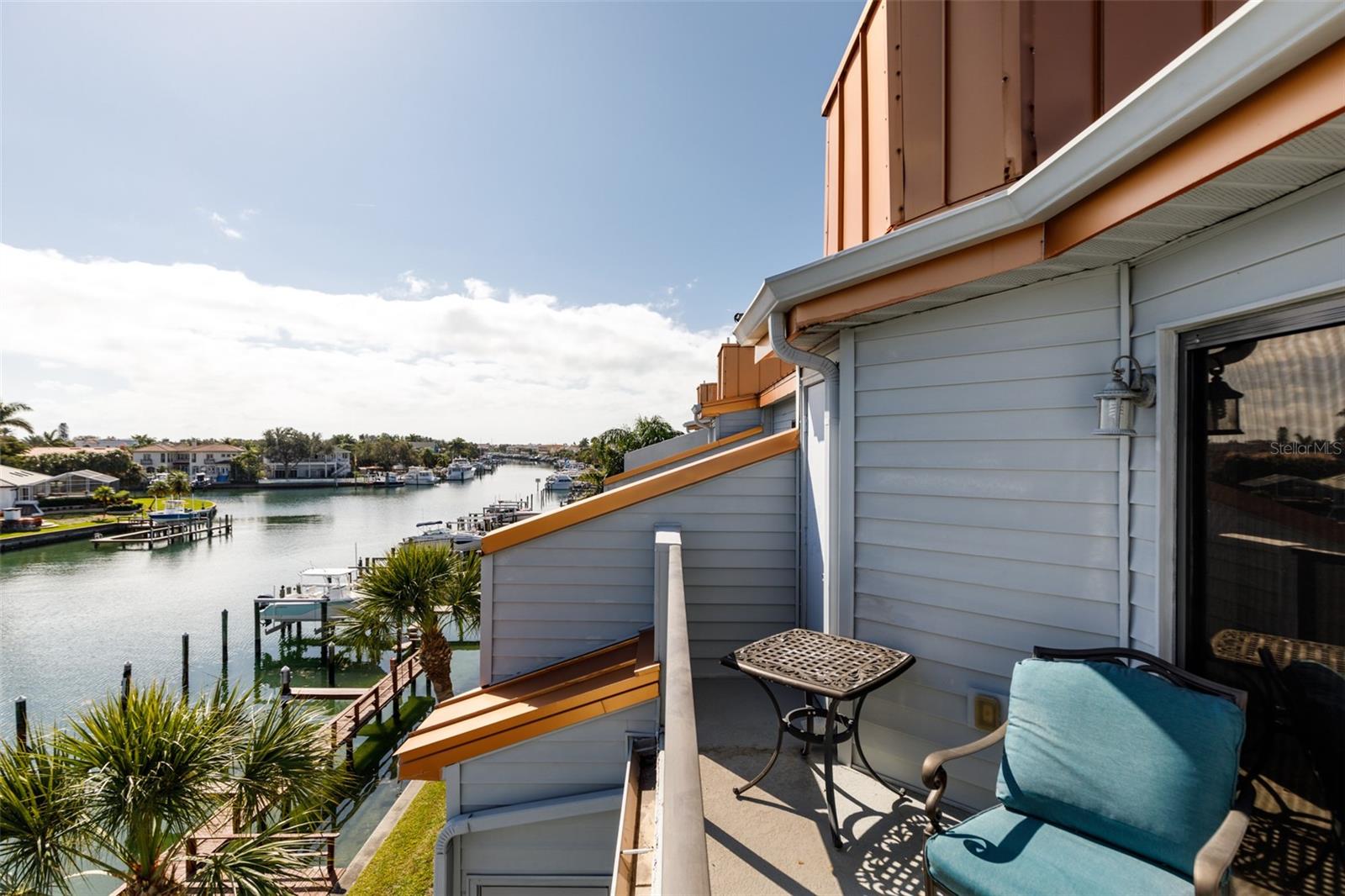 557 PINELLAS BAYWAY S #313, TIERRA VERDE, FL, 33715