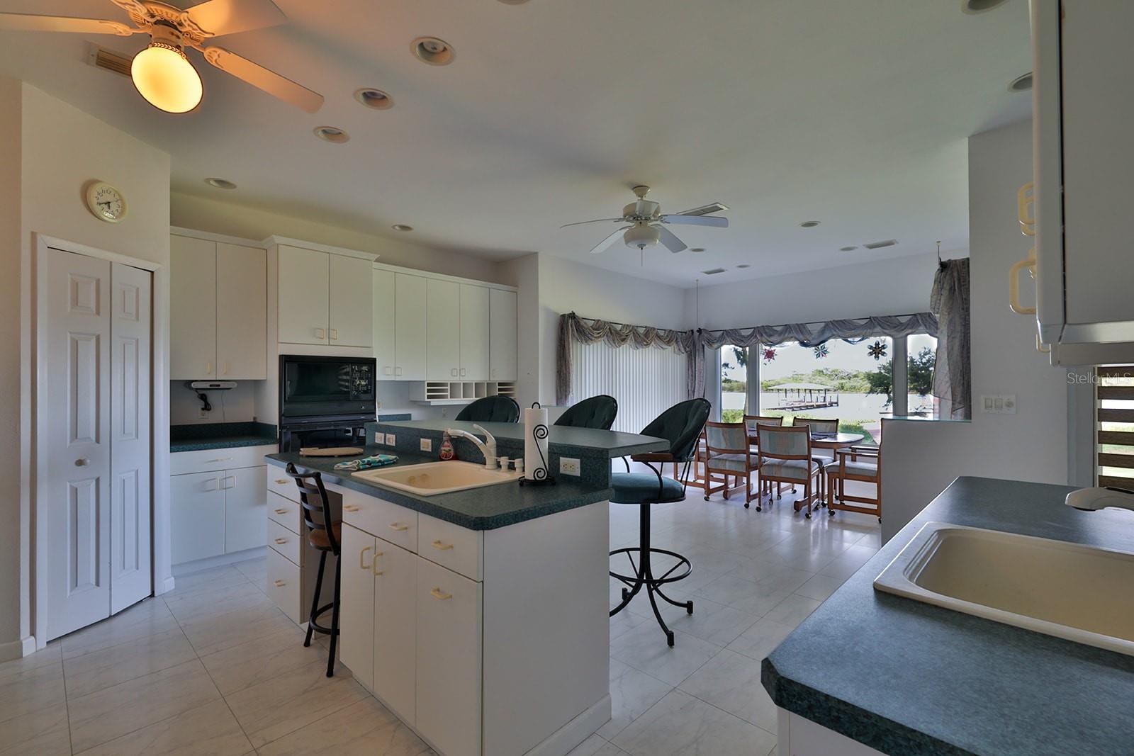 2437 SWORDFISH LN, EDGEWATER, FL, 32141
