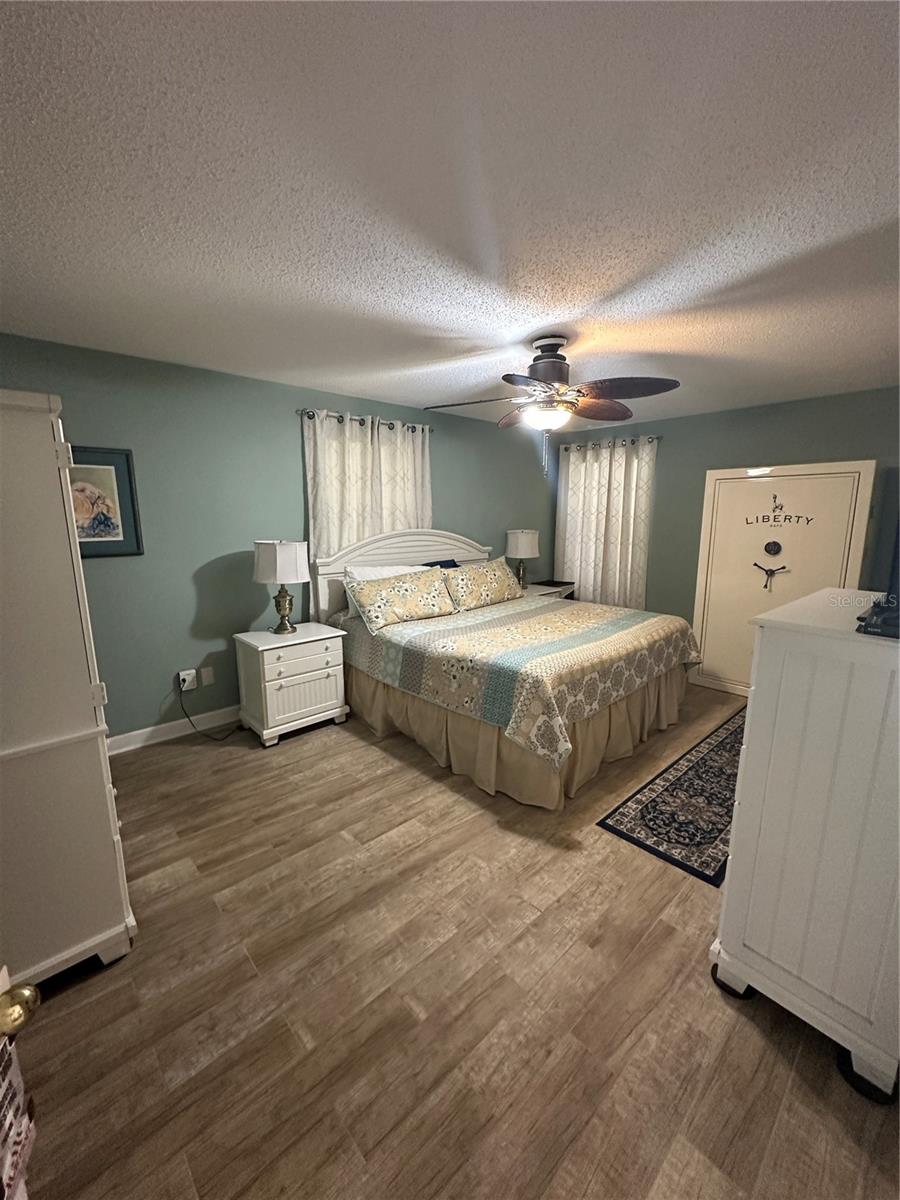 1997 HUNTER RD, OKEECHOBEE, FL, 34974