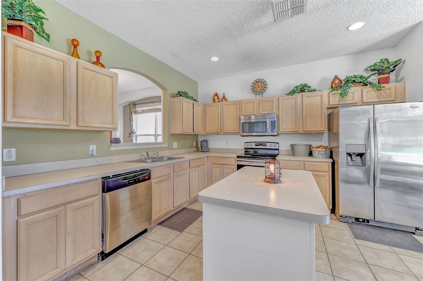2731 LIDO KEY DR, KISSIMMEE, FL, 34747