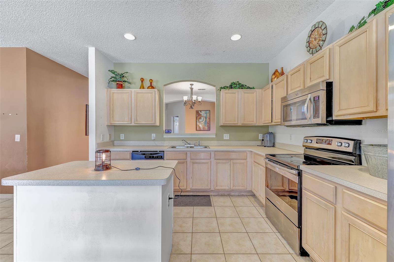 2731 LIDO KEY DR, KISSIMMEE, FL, 34747