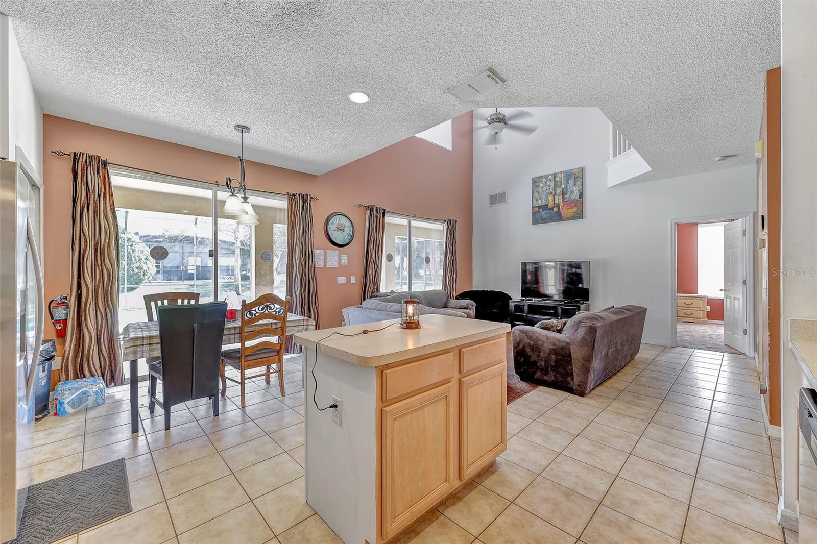 2731 LIDO KEY DR, KISSIMMEE, FL, 34747