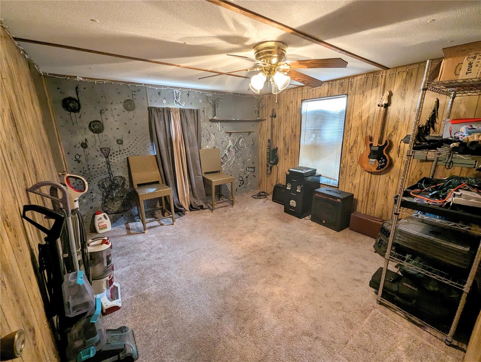 1718 N HIGHWAY 314A, SILVER SPRINGS, FL, 34488