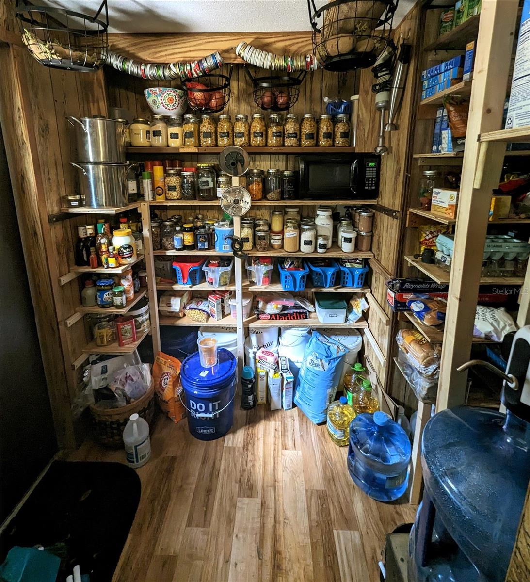 1718 N HIGHWAY 314A, SILVER SPRINGS, FL, 34488