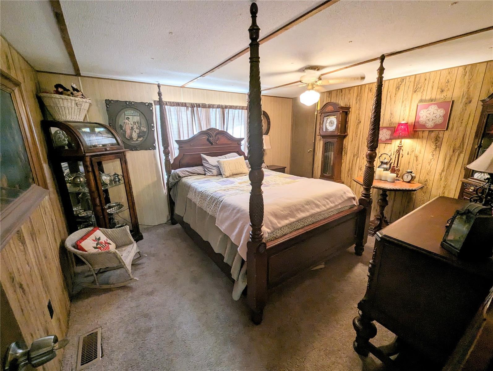 1718 N HIGHWAY 314A, SILVER SPRINGS, FL, 34488