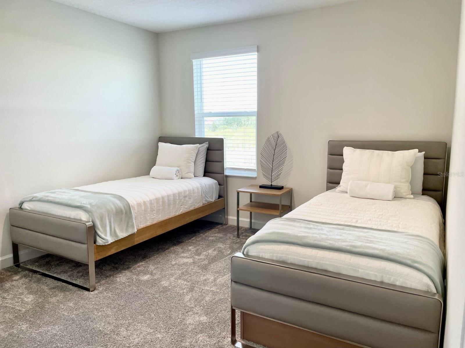 8854 CABOT CLIFFS DR, DAVENPORT, FL, 33896