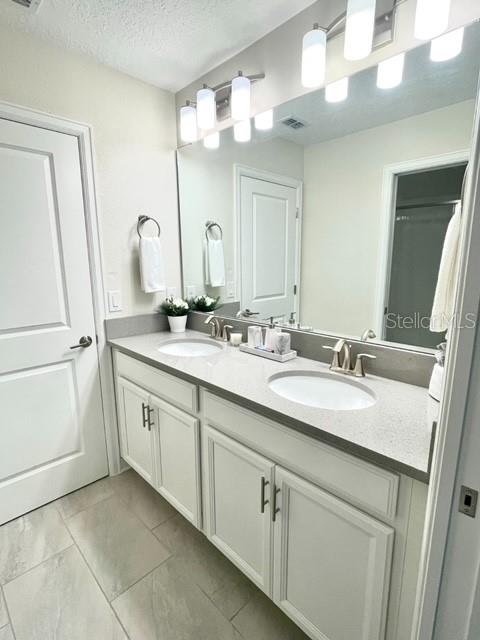 8854 CABOT CLIFFS DR, DAVENPORT, FL, 33896