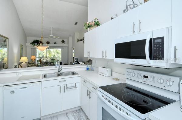 4640 TOWER HILL LN #2322, SARASOTA, FL, 34238
