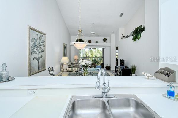 4640 TOWER HILL LN #2322, SARASOTA, FL, 34238