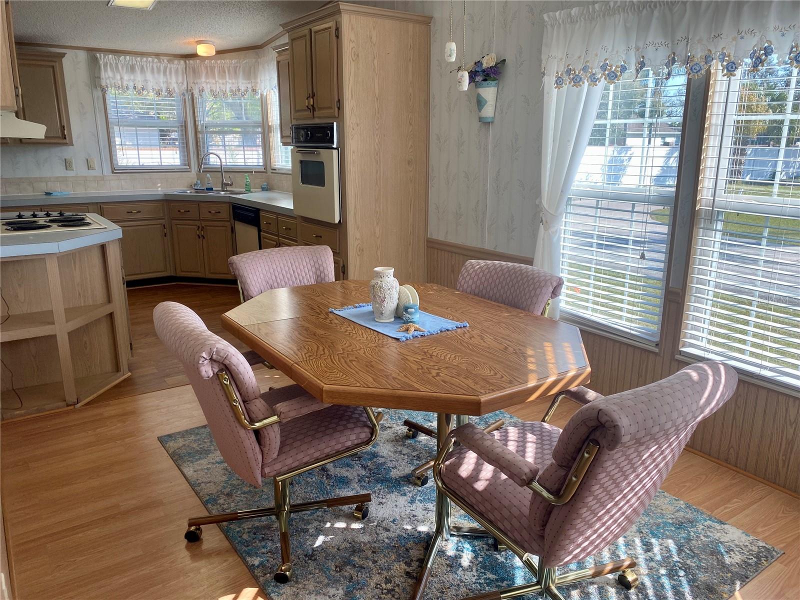 204 SWEET CIR, WINTER HAVEN, FL, 33884