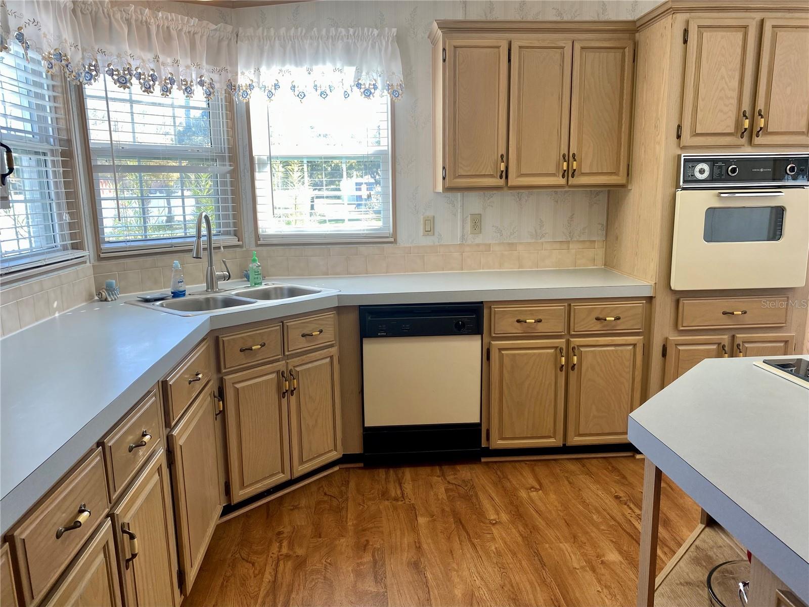 204 SWEET CIR, WINTER HAVEN, FL, 33884