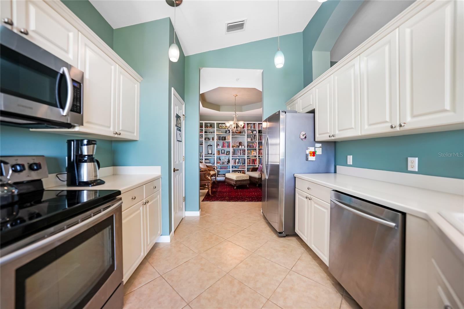 4693 CLUB DR #202, PORT CHARLOTTE, FL, 33953